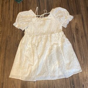 White plus size dress